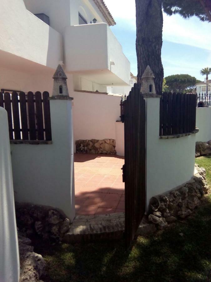 Playa De La Barrosa Appartement Chiclana de la Frontera Buitenkant foto